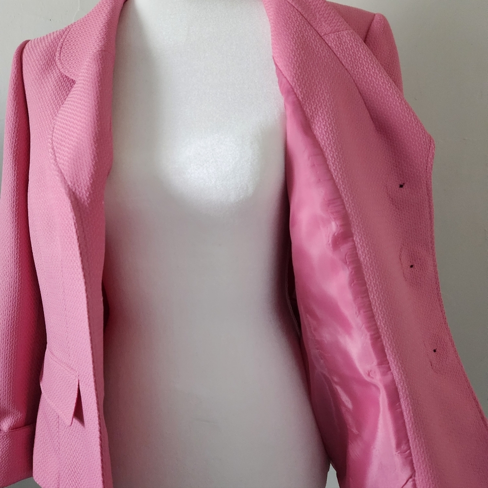 Jones Studio Pink Blazer with Black Buttons - Picture 4 of 7
